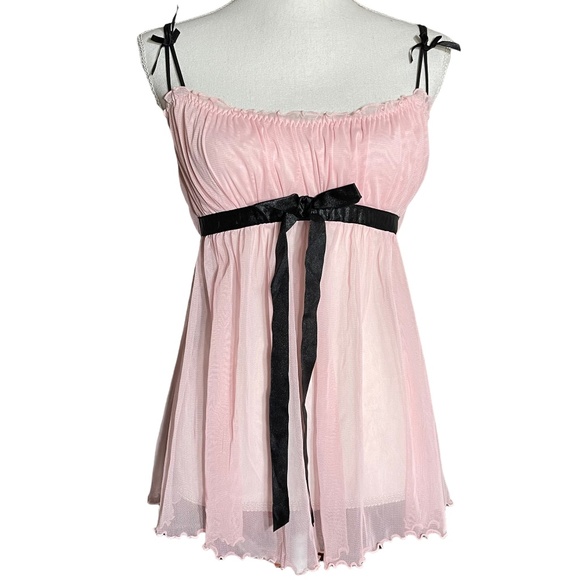 Rampage Other - Frilly Babydoll Chemise M Blush Pink Black Contrast Bow Lettuce Trim Hem Mesh